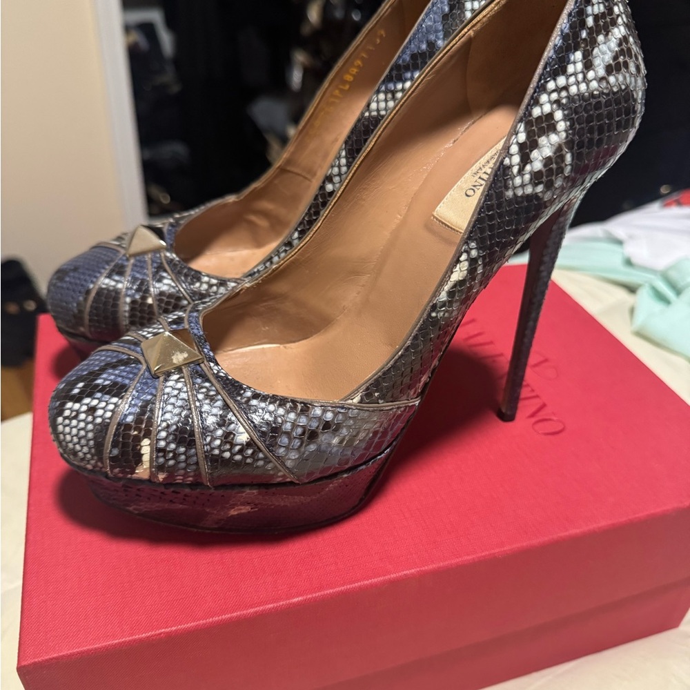 Valentino Garavani Black and White Snakeskin Heels